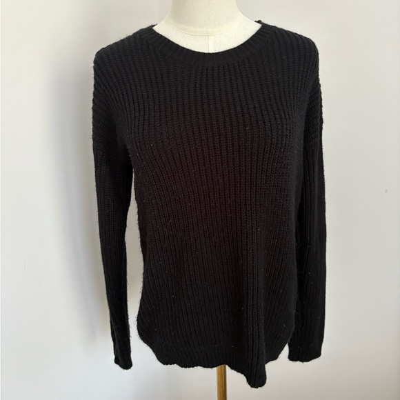 Forever 21 Black Crewneck Ribbed Sweater - Picture 1 of 5
